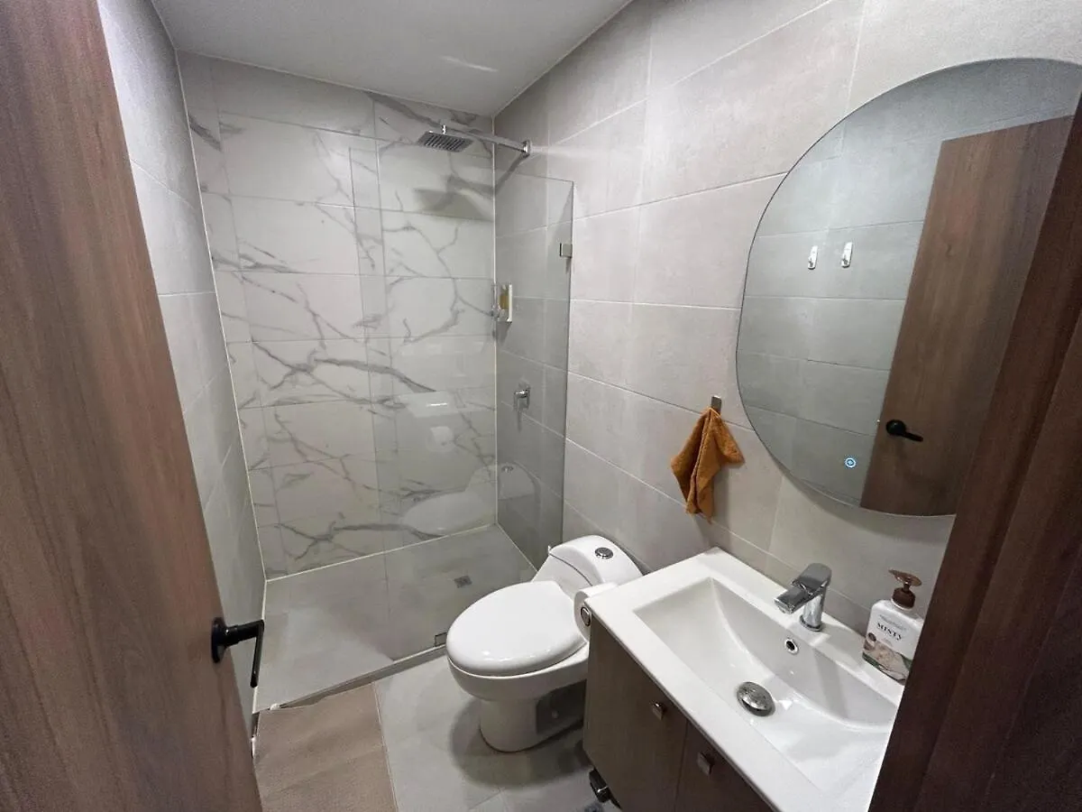 Mini Suite Cerca Del Parque La Carolina Quito Apartment